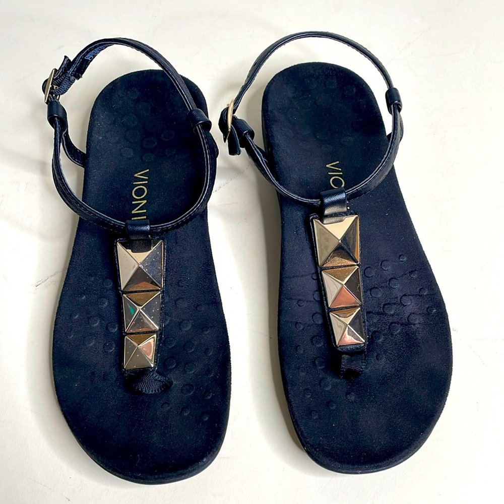 Vionic Black Leather Upper Gold Accent Ankle Strap Thong Sandals Size 7